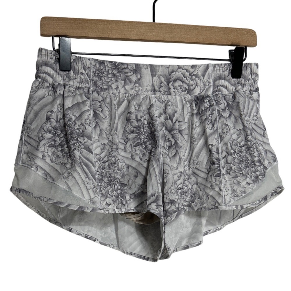 Lululemon Hotty Hot Lined Shorts Grey Floral Peony Print Size 10